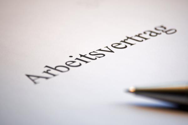 Arbeitsvertrag auf englisch übersetzen - Beglaubigte Übersetzungen